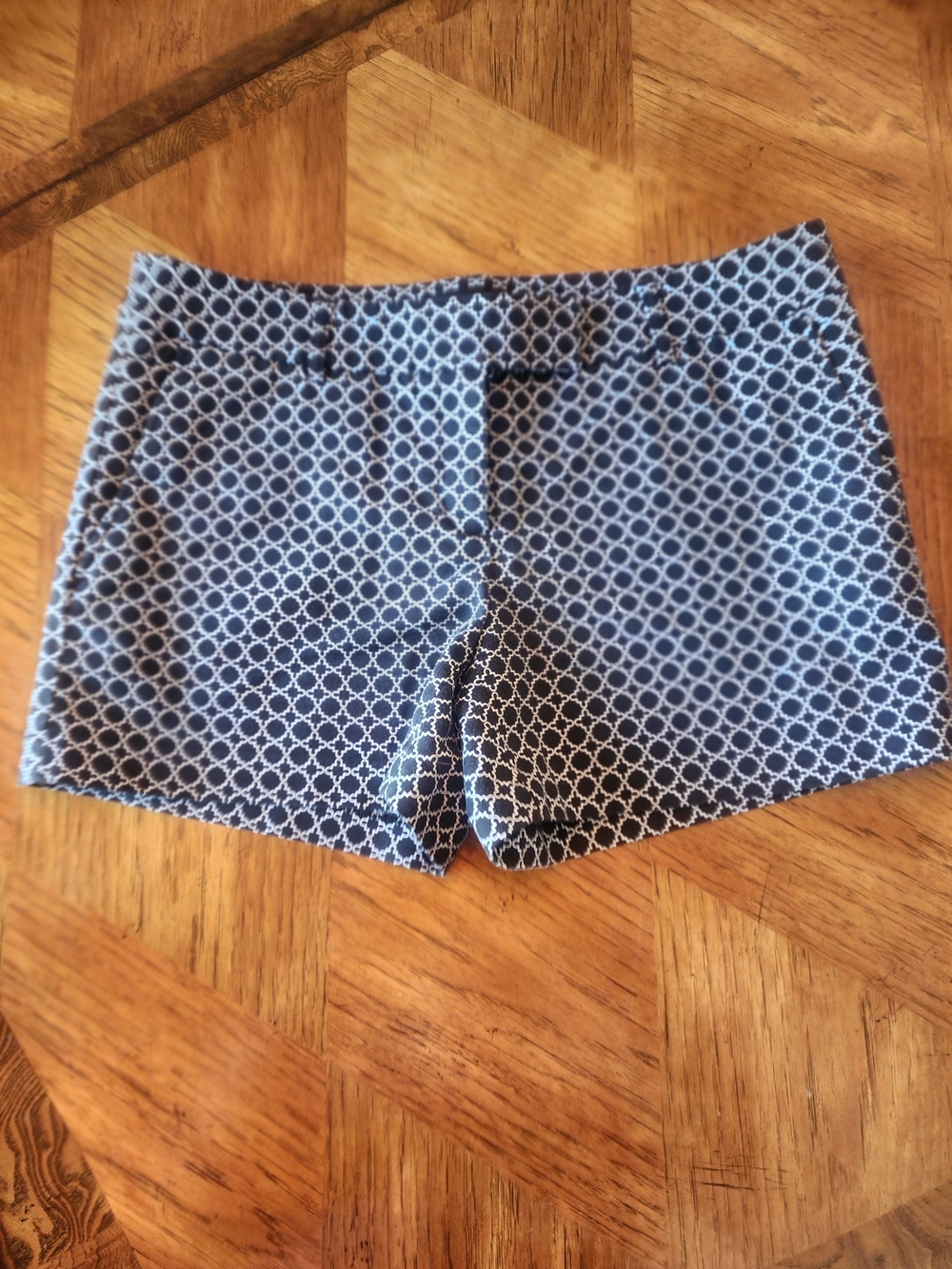 Women's Black Geometric Print Shorts